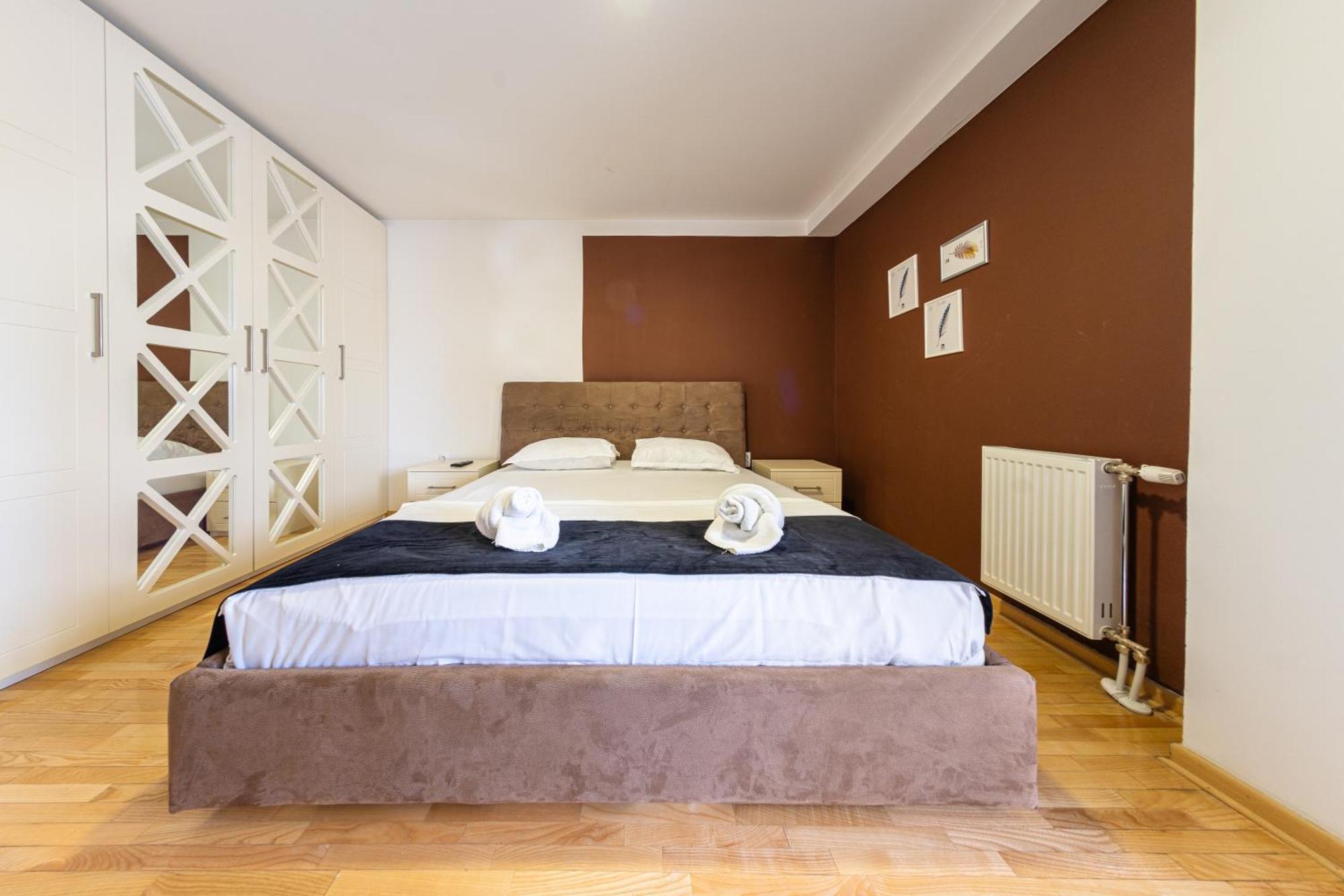 Nar Royalton Accommodation Nis Phòng bức ảnh