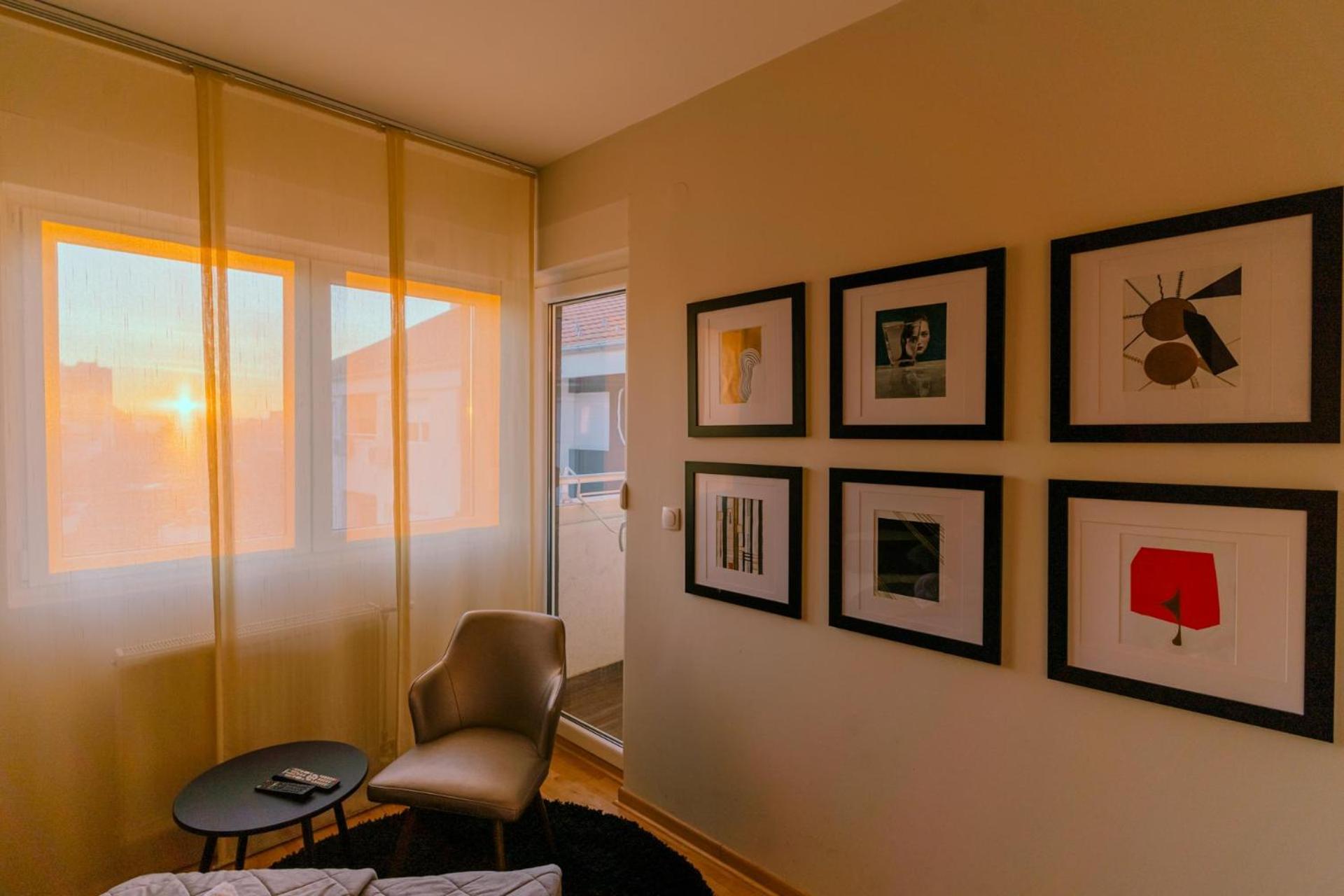 Nar Royalton Accommodation Nis Ngoại thất bức ảnh
